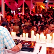 http://djmiller.hu/media/gallery/work/Thumbnails/thumbnail_180_carousel4.jpg
